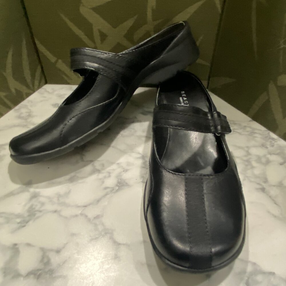EUC~Kenneth Cole Reaction Womens "Van Go" Black Leather Mules Sz 6.5 - Picture 2 of 12